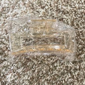 NWT large hair claw clip
